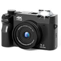 Schwarze Zoomix Digitalkamera mit 4K Ultra HD und 75,0 Megapixel auf weißem Hintergrund